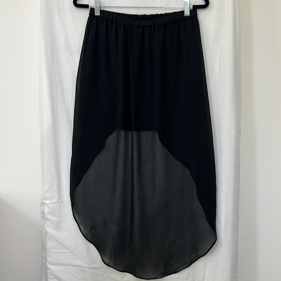 Black High Low Skirt - Picture 3 of 3